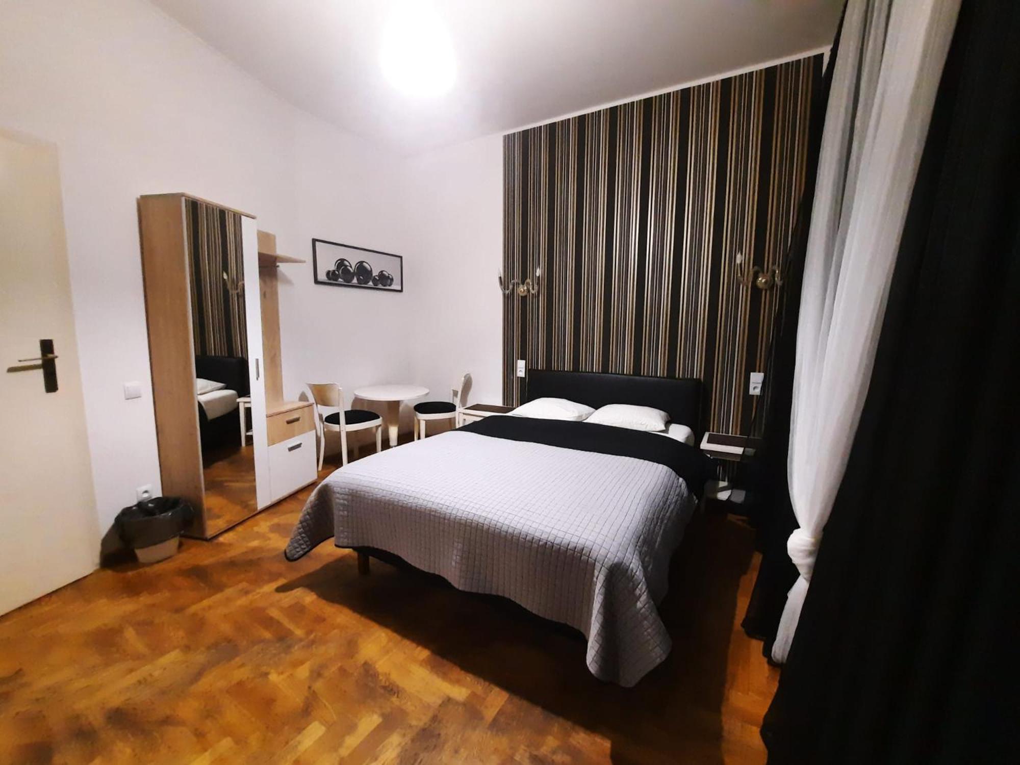 Lorf Hostel&Coffee Krakow Exterior photo